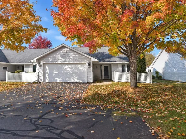 2095 Mitchell St, Oshkosh, WI 54901