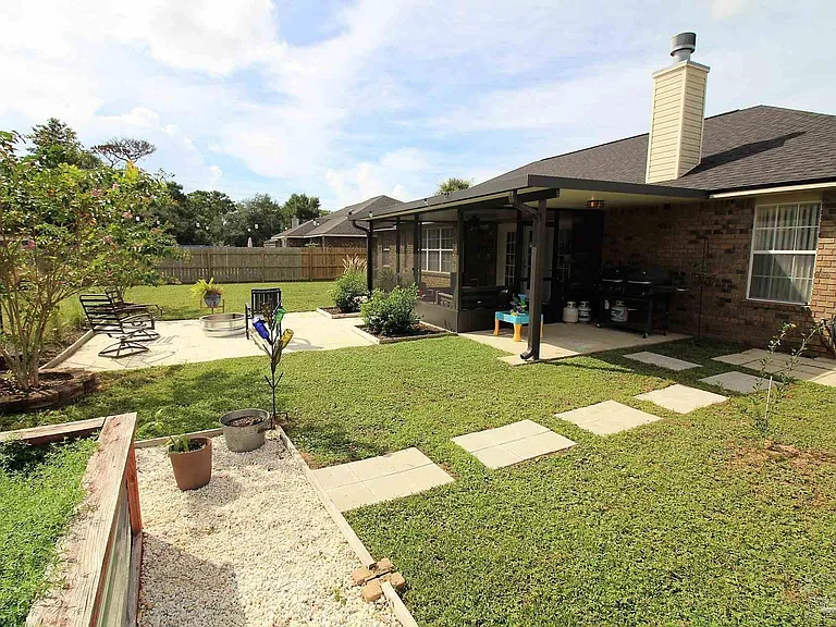 616 Buoy Dr — Photo 25