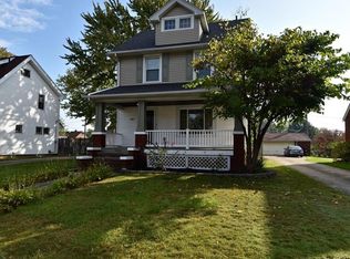 4811 Landchester Rd, Cleveland, OH 44109