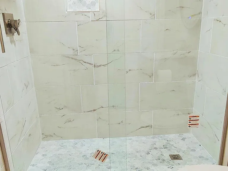 4524 Salem Ln NW #3 — Photo 5