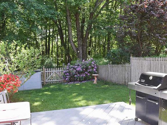 2nd image of 49 Stoney Creek Dr