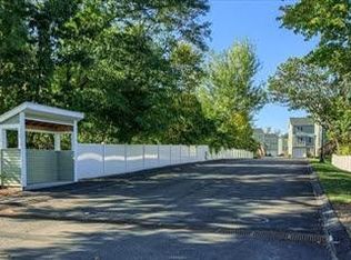 311 Littleton Rd #19, Chelmsford, MA 01824