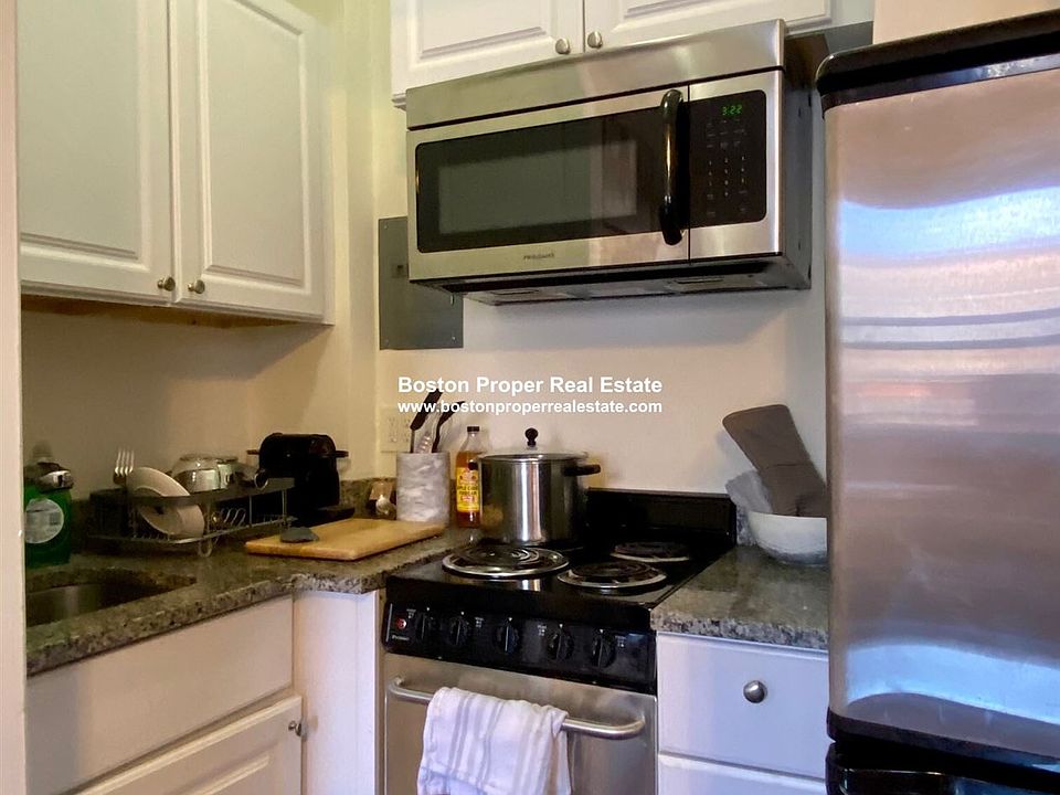 90 Charles St. #31 Boston - Beacon Hill Unit Photo 2 (2)
