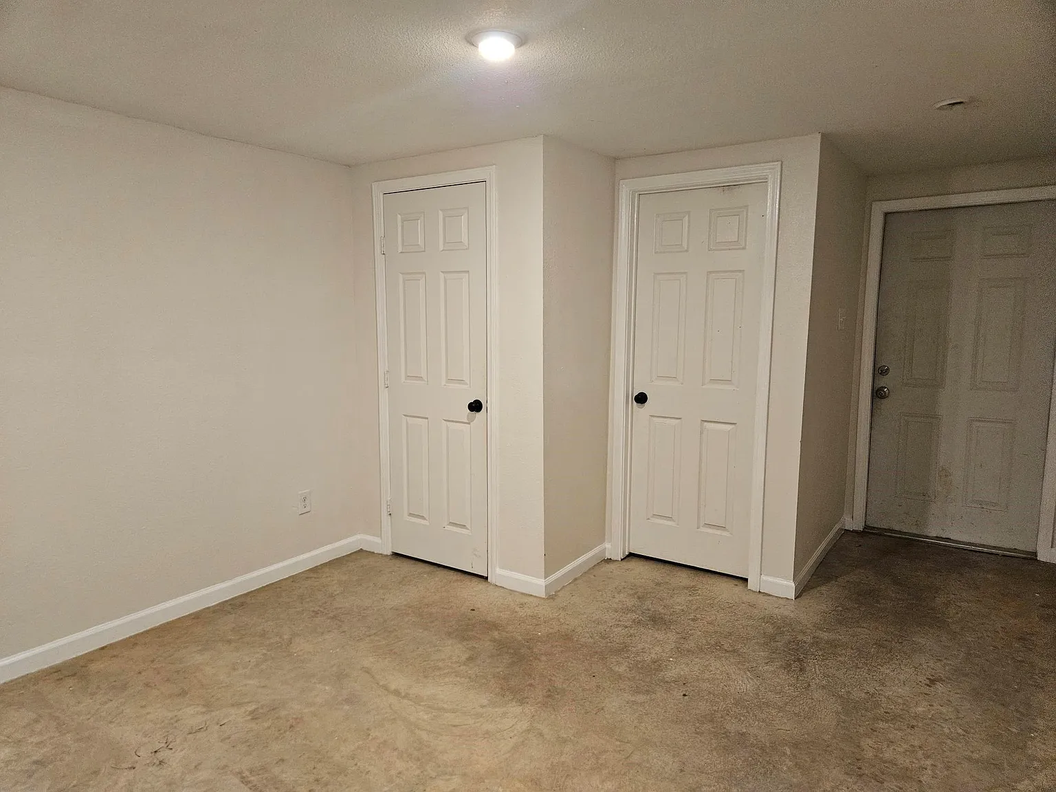 Studio, 1.0 bath, 198 sqft, $800 — Photo 4