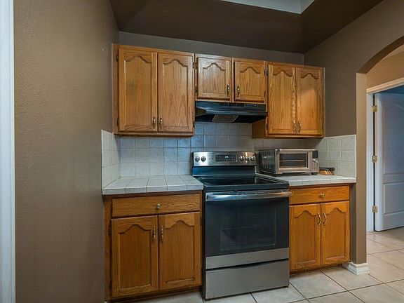 3rd image of 4725 San Rafael Ln