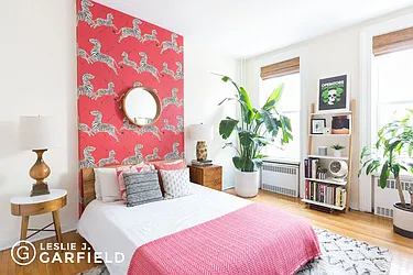 Rented by Leslie J. Garfield