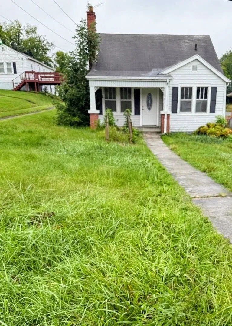 103 Randolph St — Photo 1