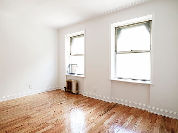 4th image of 637 Henry St APT 4L