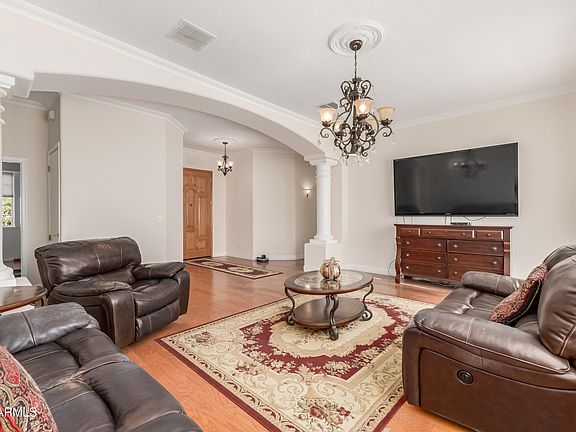 4th image of 2723 E ACOMA Drive