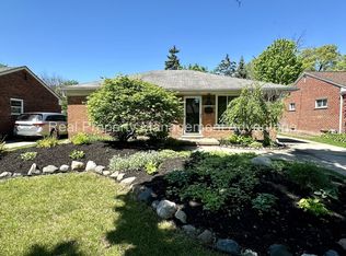 1304 S Wilson Ave, Royal Oak, MI 48067
