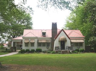 106 N 1st St, Hughes, AR 72348