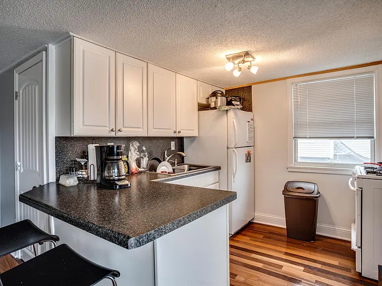3040 James Ave S #3 — Photo 8