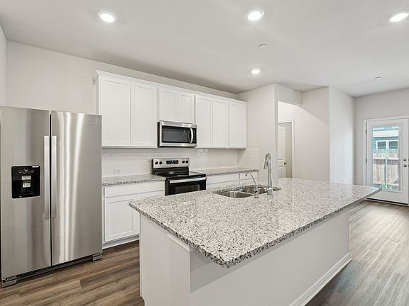 Cook a delicious meal in this beautiful kitchen.