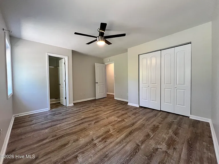 1093 Harbor Dr SW — Photo 13