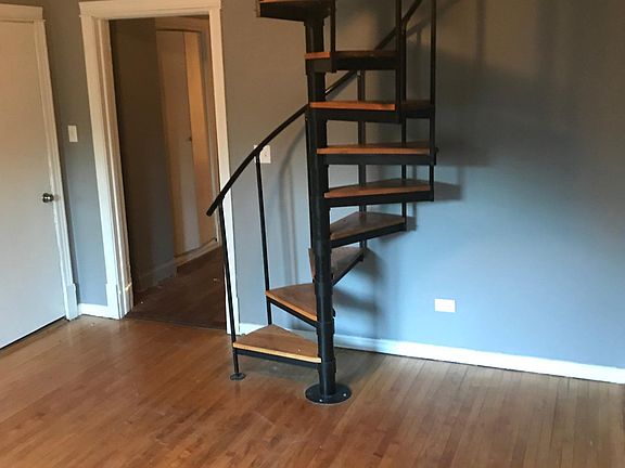 5th image of 3246 N Ravenswood Ave