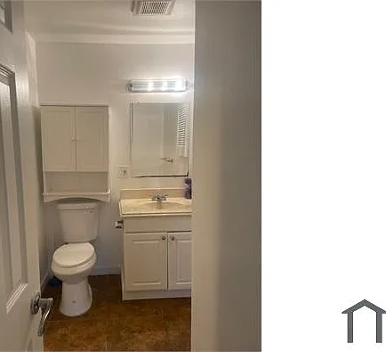 7335 E Quincy Ave #204 — Photo 4