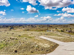5671 N Willean Ln, Eagle, ID 83616