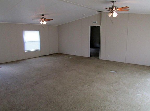 3rd image of 11884 Oak Apple Ct