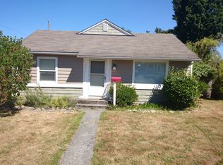 9902 34th Ave SW, Seattle, WA 98126