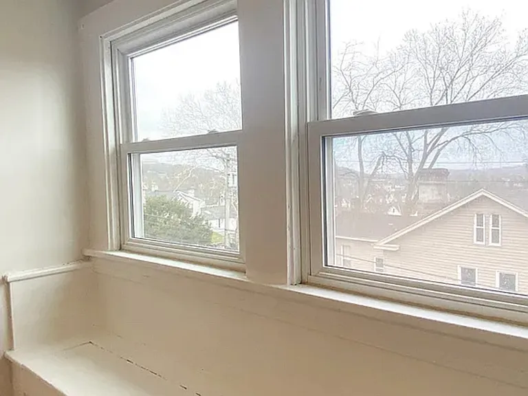 130 E Crafton Ave #3 — Photo 9