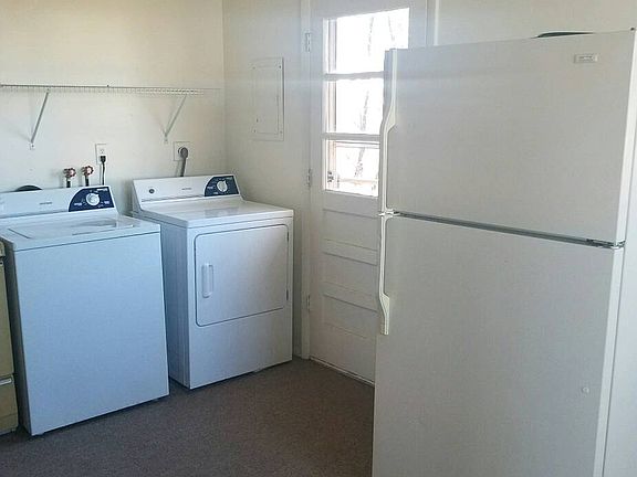 4th image of 123 Taylor St