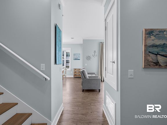 3rd image of 435 E 2nd Ave #B