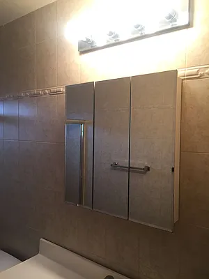 Rented by Metroline Realty | media 24