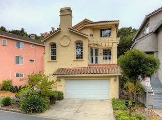 20187 Crow Creek Rd, Castro Valley, CA 94552