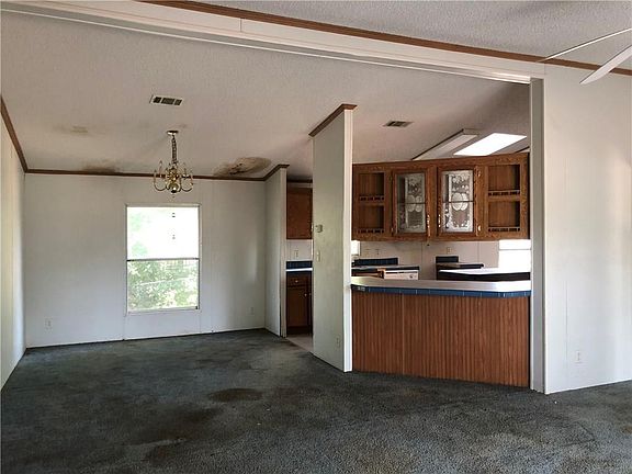 4th image of 8101 Wixon Oaks Dr