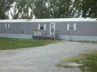 2704 Garner Rd NW, Lebo, KS 66856