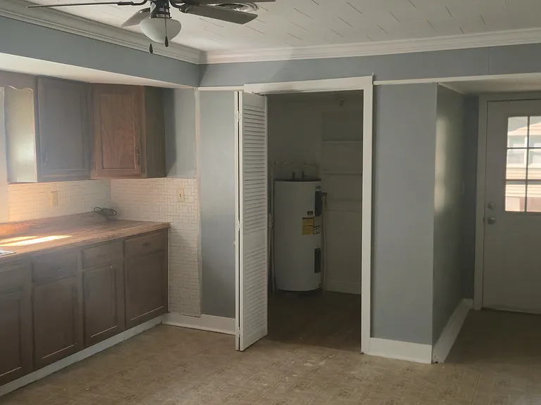 224 W McCallen Rd — Photo 5