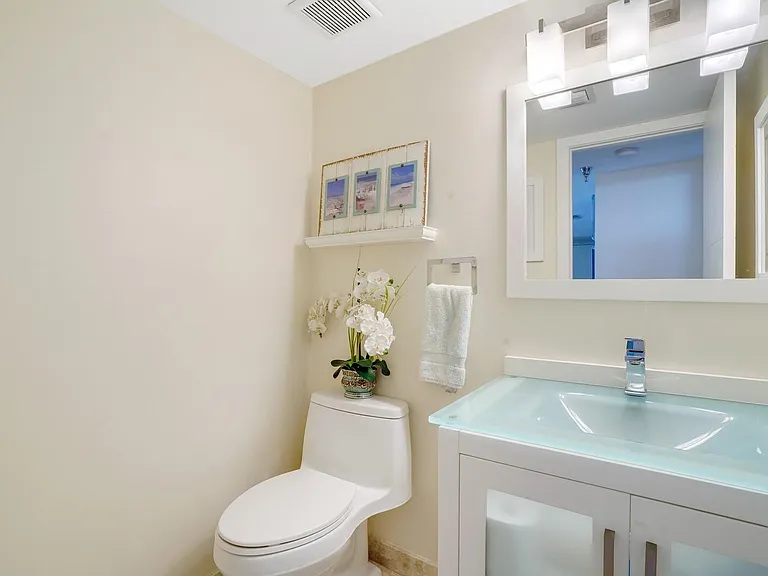 77 S Birch Rd #8C — Photo 20