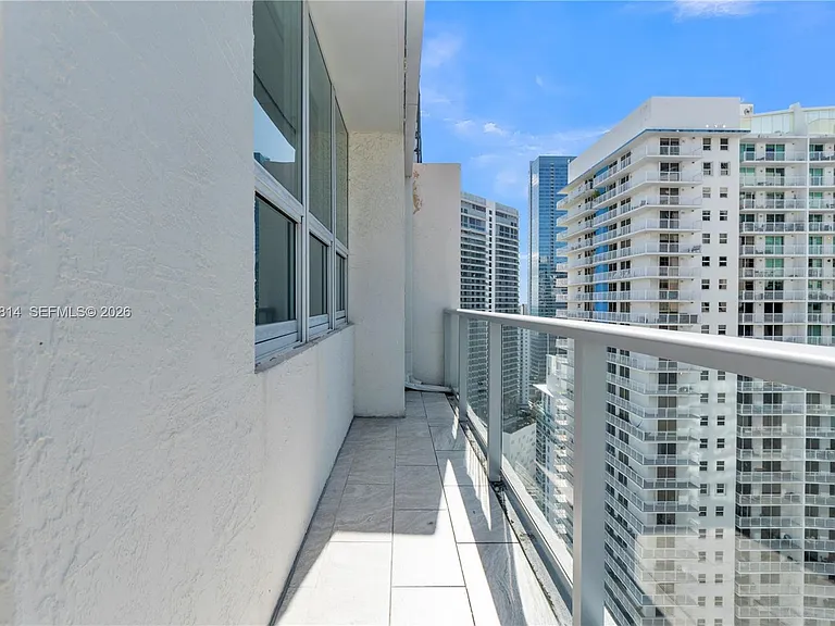 1155 Brickell Bay Dr #Penthouse 102 — Photo 35