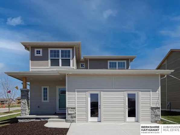 9503 S 180th Ave, Omaha, NE 68136