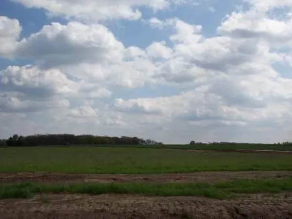 18109 Loretta Dr, Marengo, IL 60152