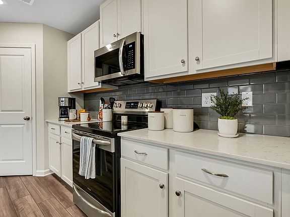4th image of 316 Glover Cir #3B-2Ba-1485Sqft