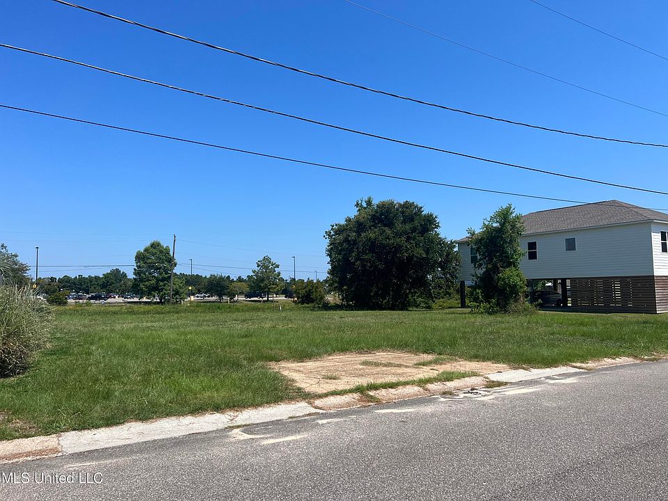 2nd image of 110 Wenmar Ave