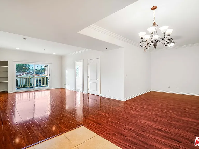 3328 Oakhurst Ave #110 — Photo 3