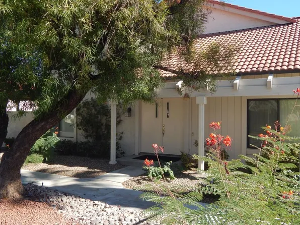2010 Lawrence Crossley Rd APT 1, Palm Springs, CA 92264