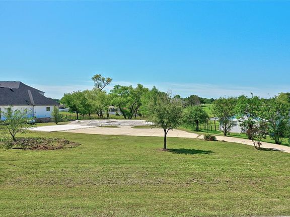 3rd image of 605 Kiowa Dr W Lot 632