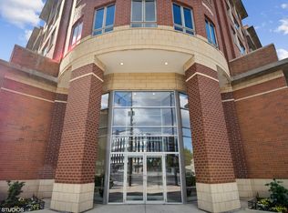 6000 N Cicero Ave APT 209, Chicago, IL