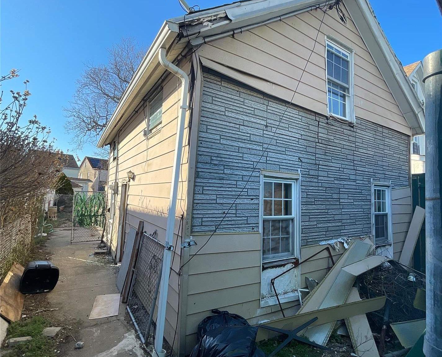 10306 217th Lane, Queens Village, NY 11429 Zillow