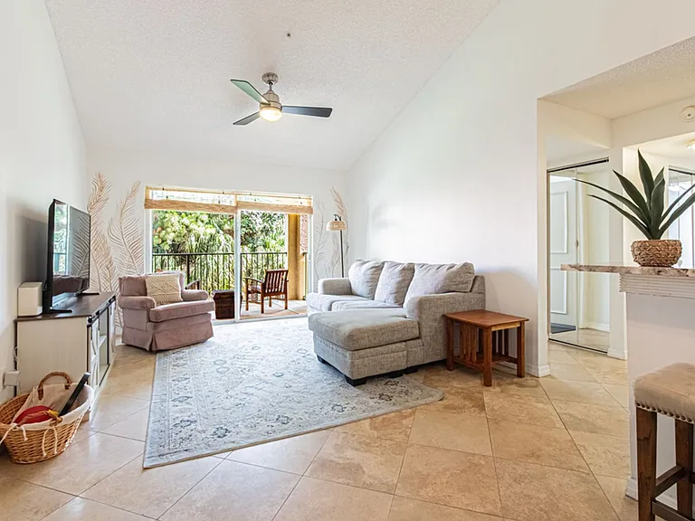 1230 Wildwood Lakes Blvd #202 — Photo 14