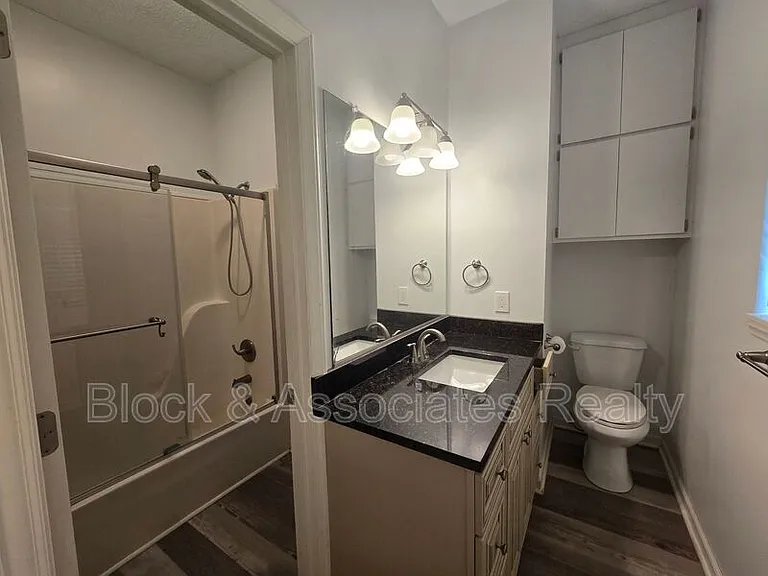 234 Davidson St — Photo 8
