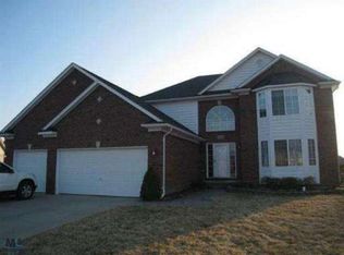 51461 Rivard Rd, New Baltimore, MI 48047