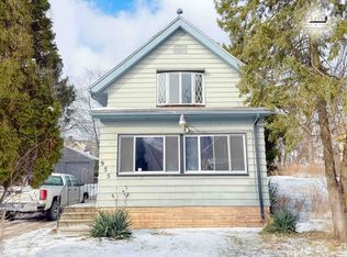 955 Perry St, Flint, MI 48504