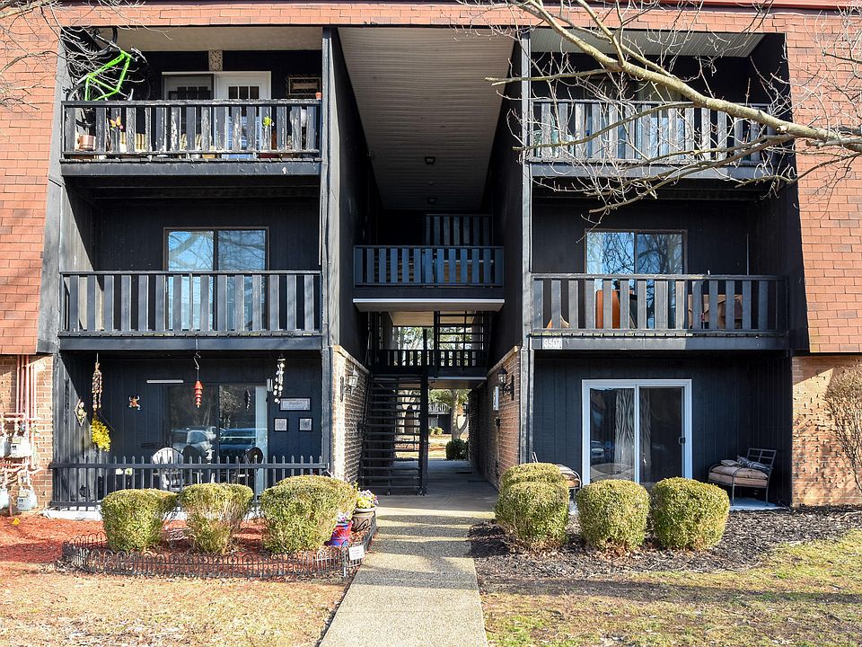 1st image of 3507 Lodge Ln APT 214