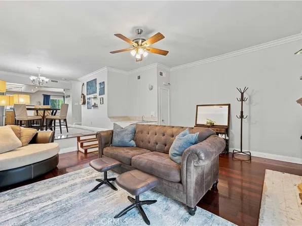 10234 Variel Ave Unit 5, Chatsworth, CA 91311