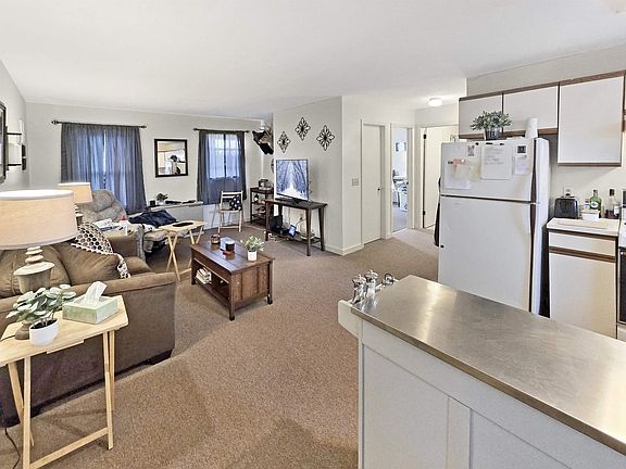 2nd image of 37 Killington Avenue