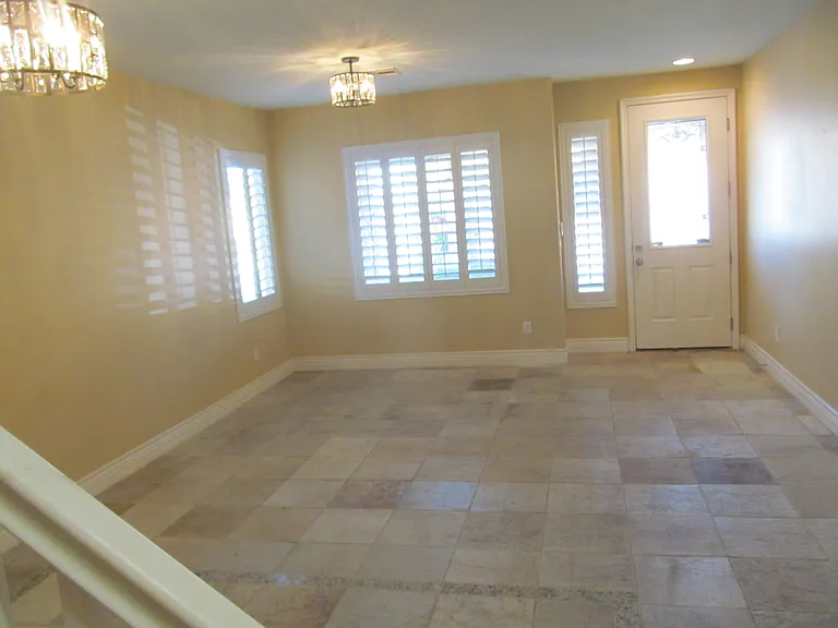 343 Center Green Dr — Photo 6
